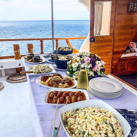 Royal Sailing Rhodes